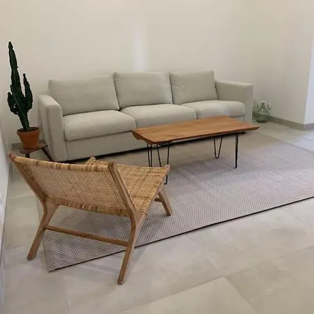 -notrefrenchcasa- Avec Terrace Proche Disney, Paris & Reims Apartment