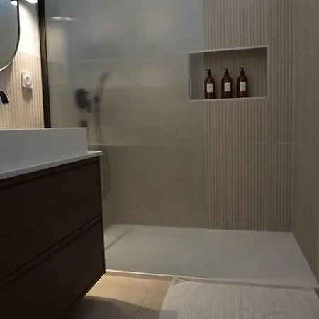 Apartment -notrefrenchcasa- Avec Terrace Proche Disney, Paris & Reims La Ferte-sous-Jouarre